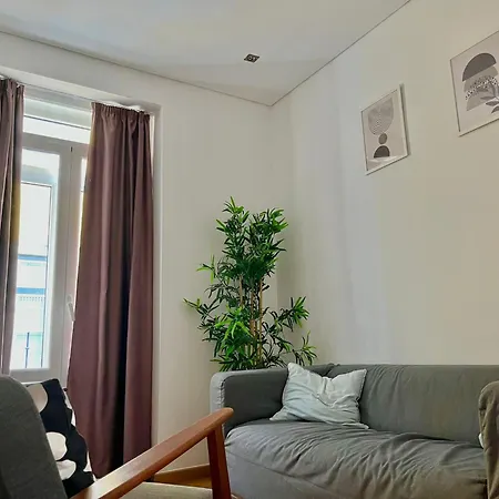 Апартаменты 3 Bedroom, 2,5 Bathroom - Bairro Alto Лиссабон