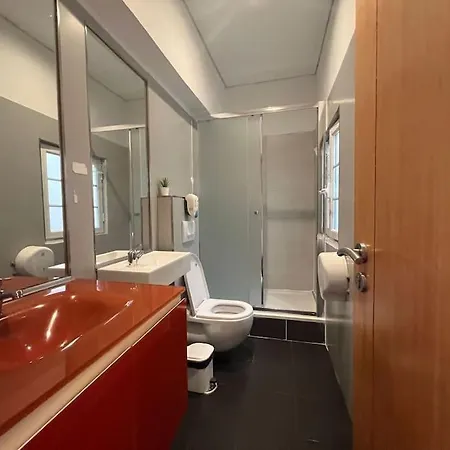 3 Bedroom, 2,5 Bathroom - Bairro Alto Apartment