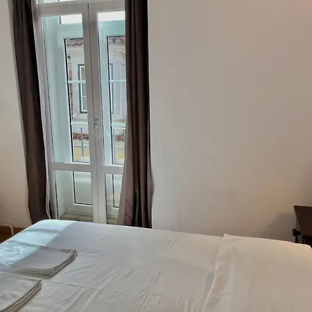 3 Bedroom, 2,5 Bathroom - Bairro Alto Apartment *