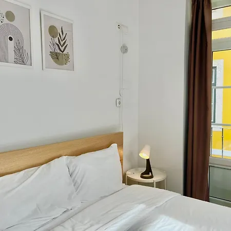 3 Bedroom, 2,5 Bathroom - Bairro Alto * Lisbon